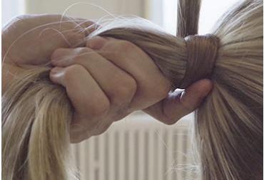 How to apply a Catwalk Ponytail
